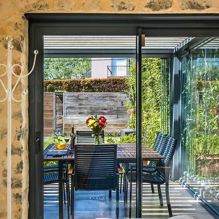 Oasis Ii Віавіа